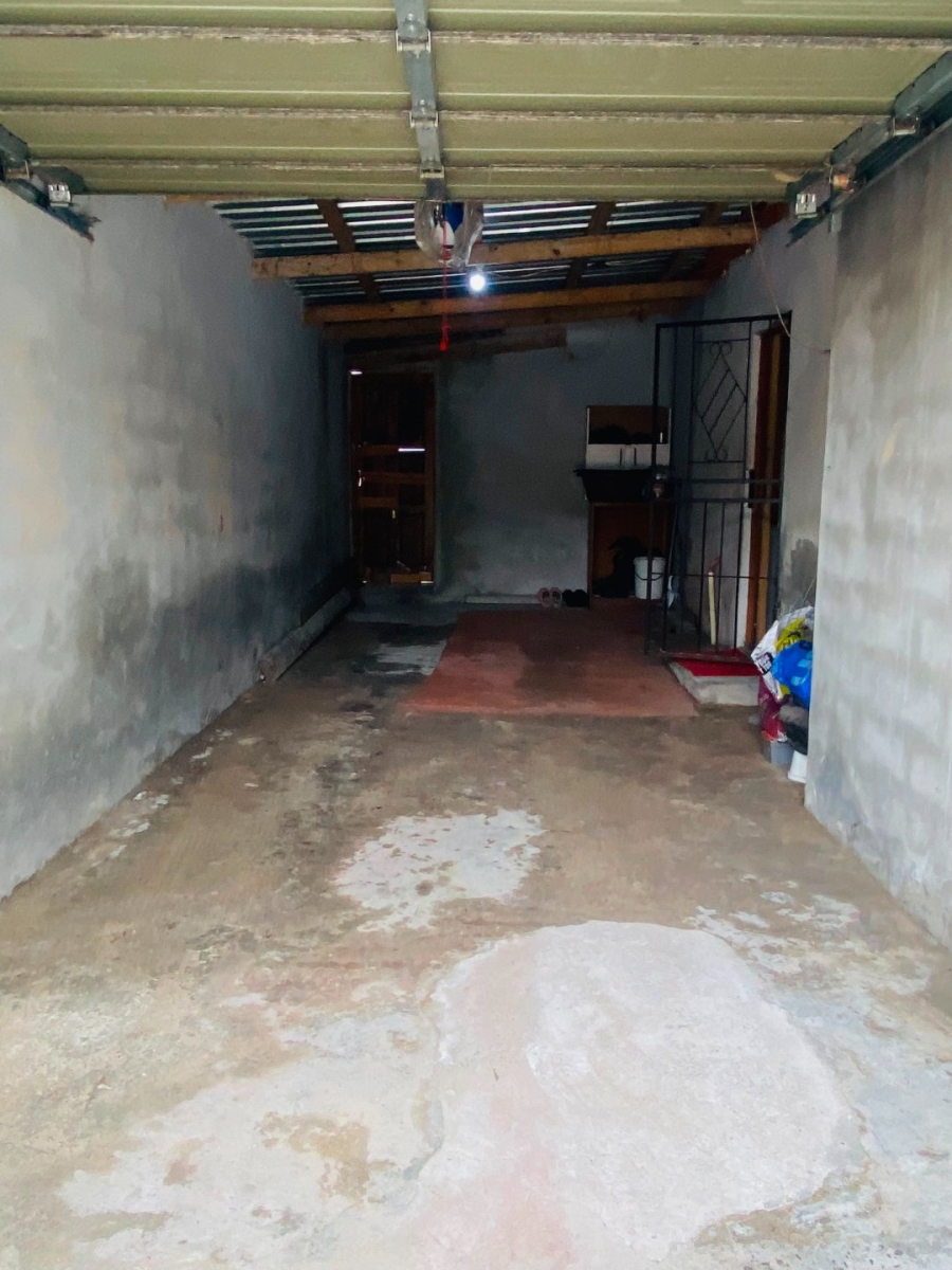 3 Bedroom Property for Sale in Browns Farm Western Cape
